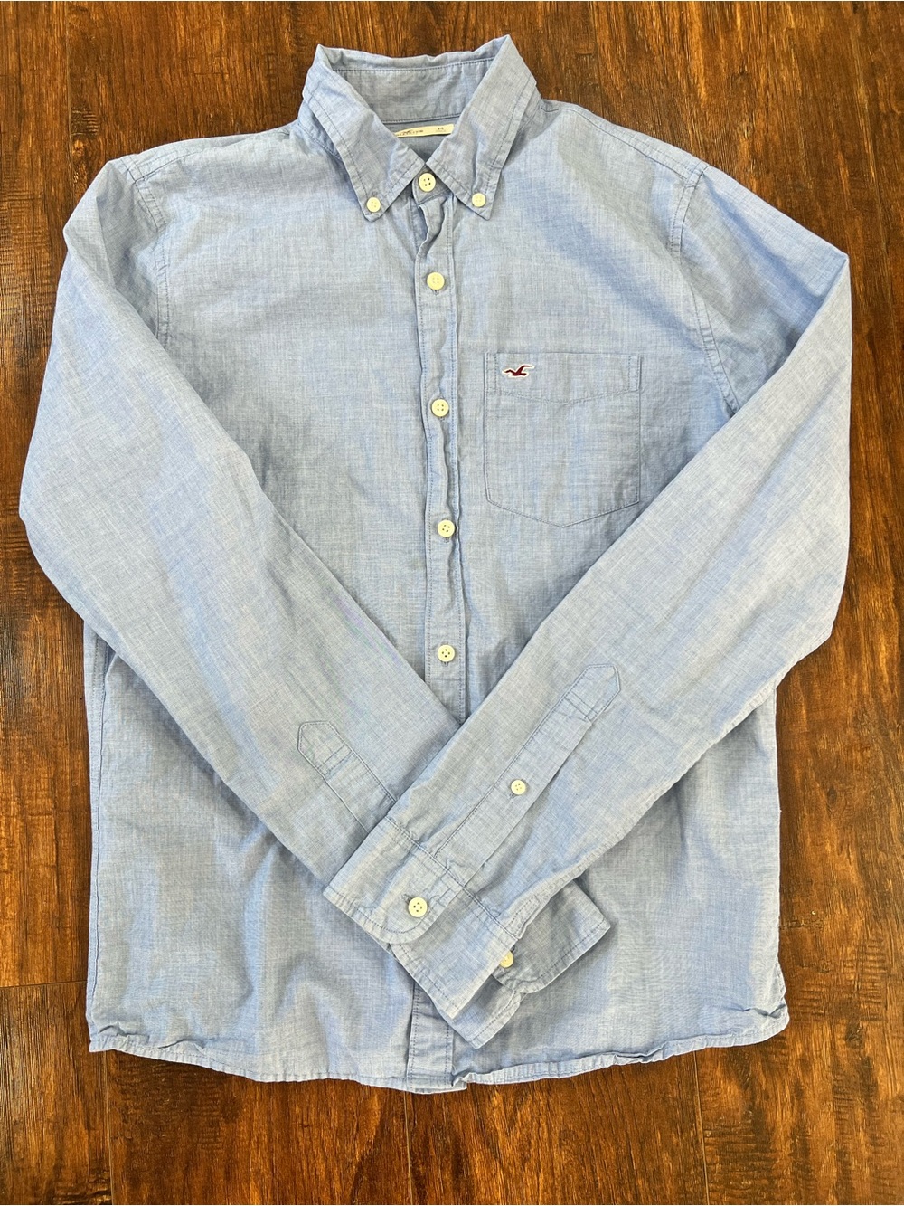 Hollister Men’s Pale Blue Long-Sleeve Button-Up Shirt Medium